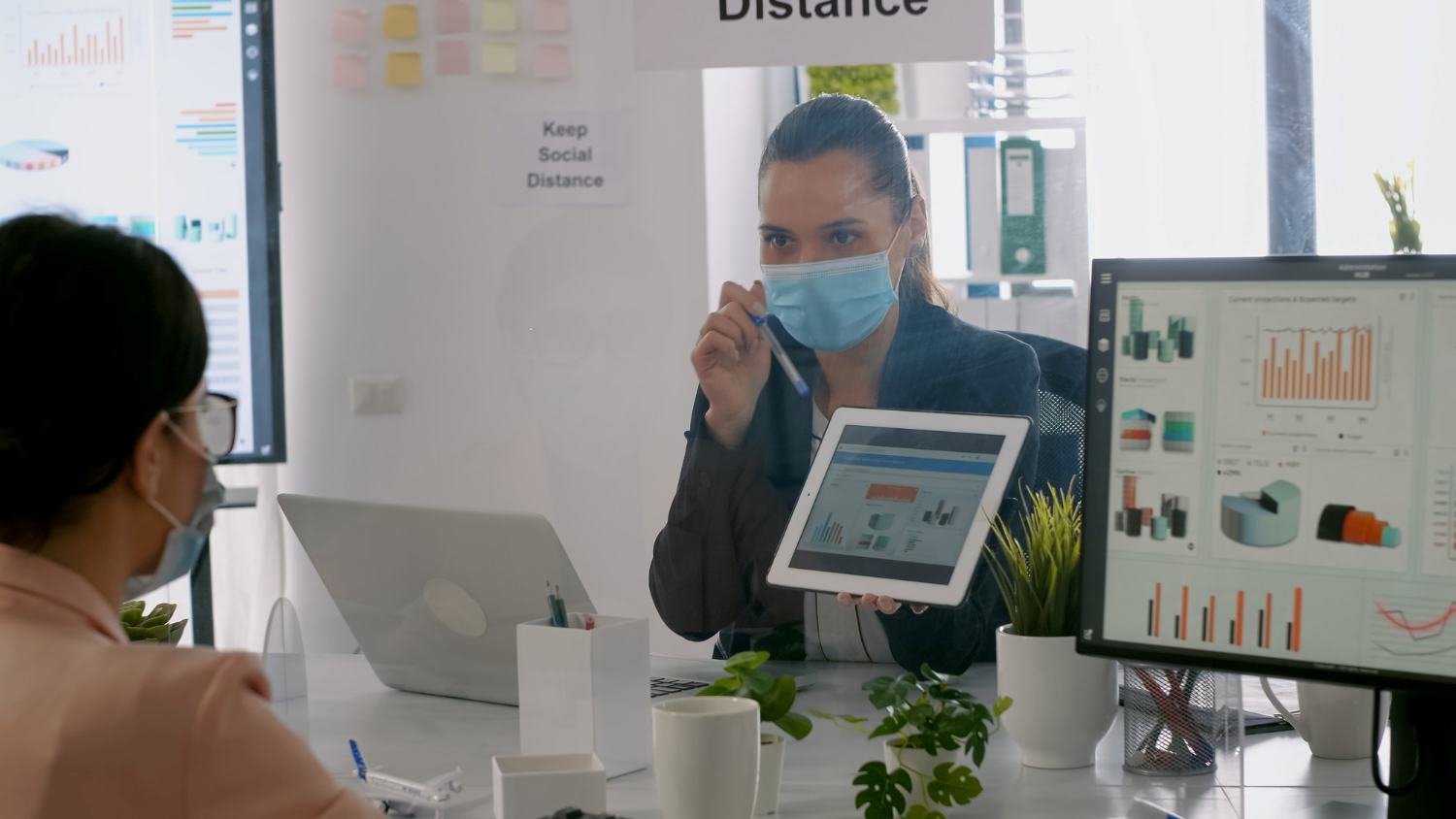 Amplispot presence management dashboard across a dental network
